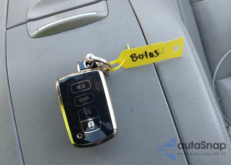 2014 Toyota Highlander Xle V6 из США, поврежденный, VIN 5TDJKRFH4ES022684